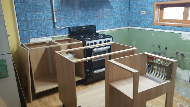 싱크대작업중.jpg