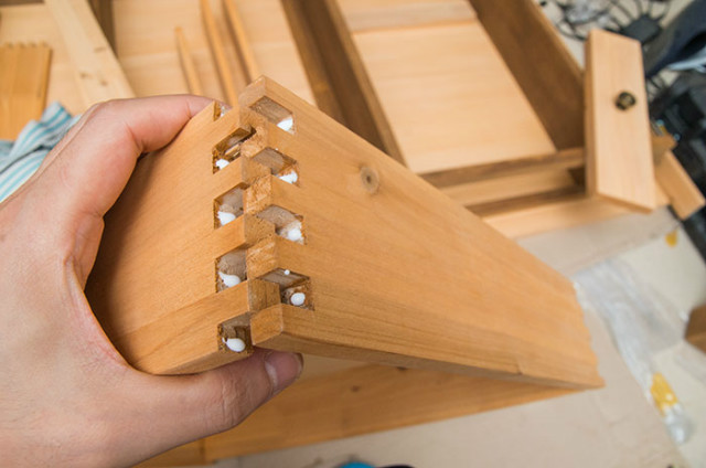 wood-desk-diy-21.jpg