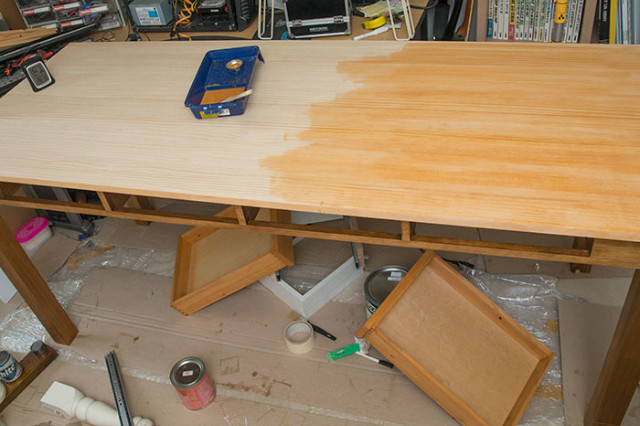 wood-desk-diy-31.jpg