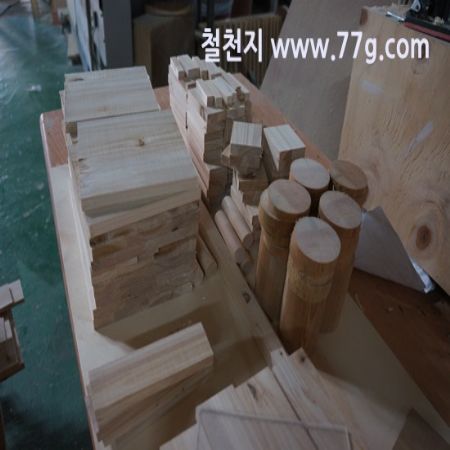철천지식구들에게는 일하기에 딱 좋은 날씨 입니다