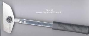 잘못된 DIY... 도배지위의 페인트를 칠하는것은....