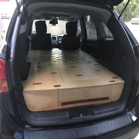 5인승 SUV 베라크루즈 침상을 1.8x1.3m  완성 했습니다.