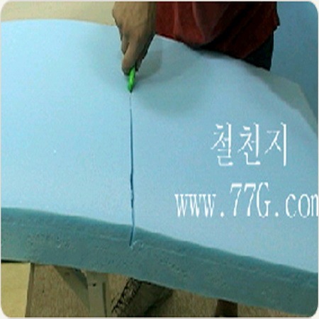 거실을 넓게 쓰는 수납형 쇼파만들기 (완결) (동영상)