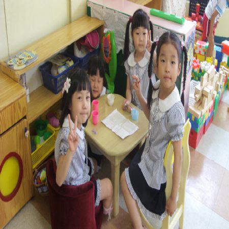 집성목으로만든 테이블