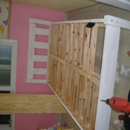 딸아이 각목침대