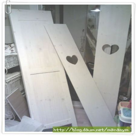 스프러스로 만든 우리 공주 옷장