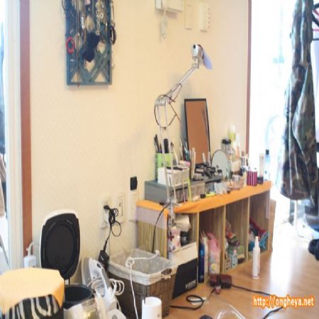 책상같은 화장대