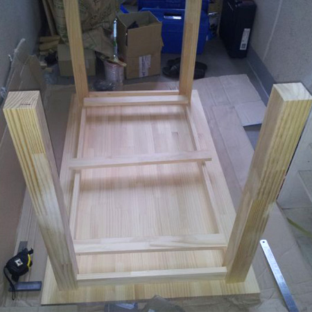 식탁용 테이블(집성목 사용)