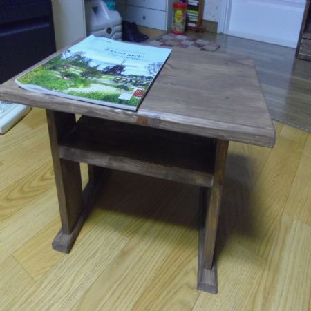 독서용 탁자