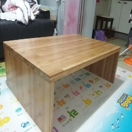 좌탁을 만들었습니다