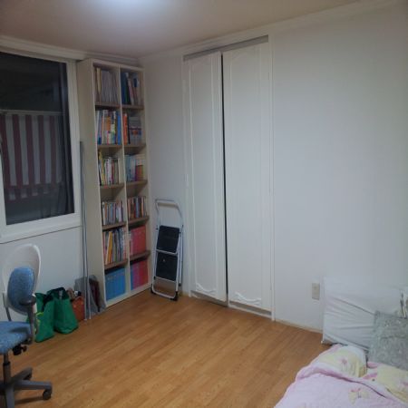 실크벽지 도배와 방문 페인트하기