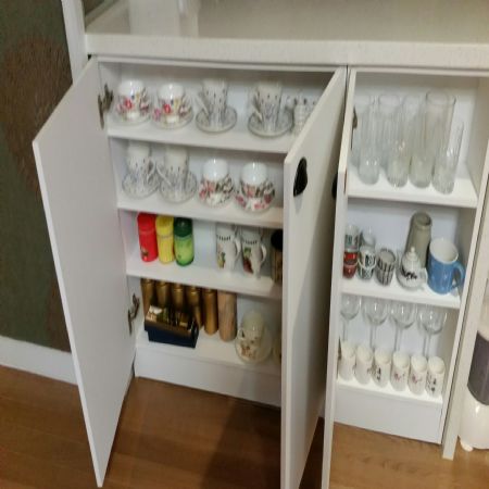 수납장 선반 만들어넣어 정리