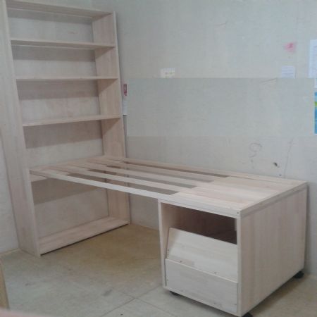 책상