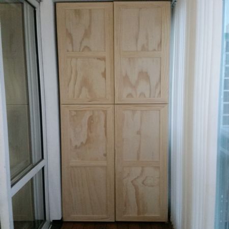 코팅합판과 시즈닝 문짝으로 만든 베란다 수납장