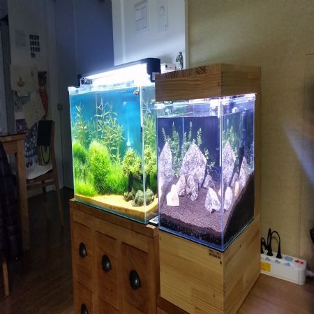 30큐브 어항 받침.