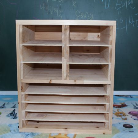 삼나무로 만든 용지 수납함