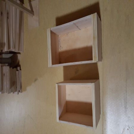 먹이통 및 모래통