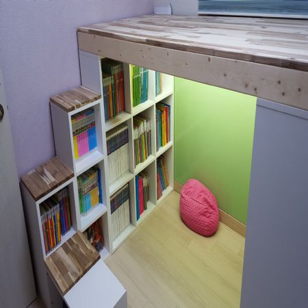 집성목으로 만든 책장겸 벙커침대