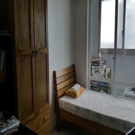 3단 서랍옷장 과 침대