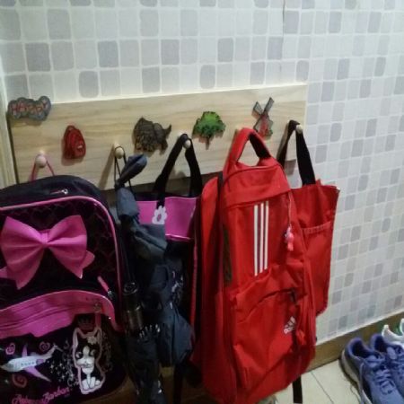 현관 책가방걸이.아이방 선반