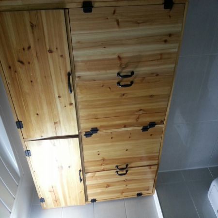 욕실장...책장..