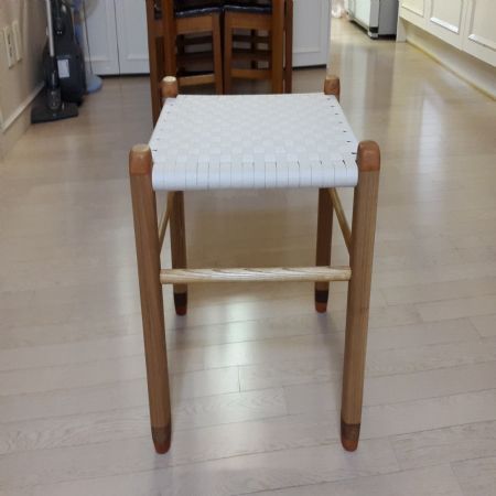 '나무로 만든 스툴' 2탄!