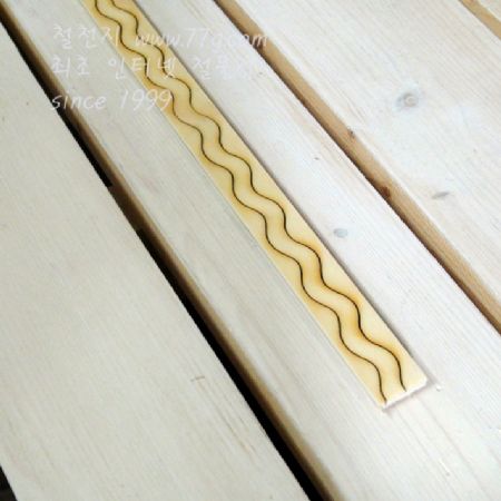 나무 몰딩 강물 미송합판 800x18x5mm 1