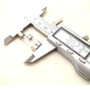 휴즈 250V 5A 대(L30mm 지름 6.3mm) 3